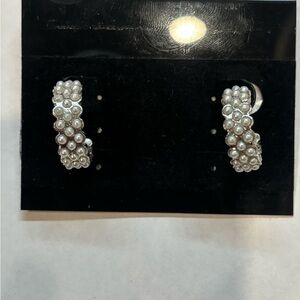 Elegant Pearl Cluster Earrings